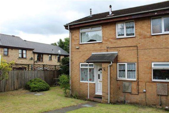 1 Bedroom End of Ter...